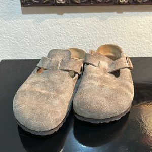 Women’s Birkenstock Clogs - Size US 8/EU 39